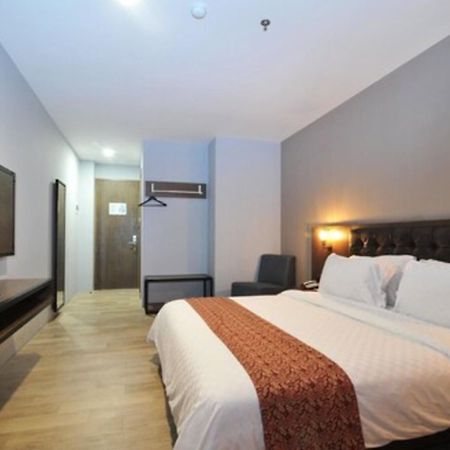 Grand Kangen Hotel Urip Sumoharjo Jogyakarta Zewnętrze zdjęcie