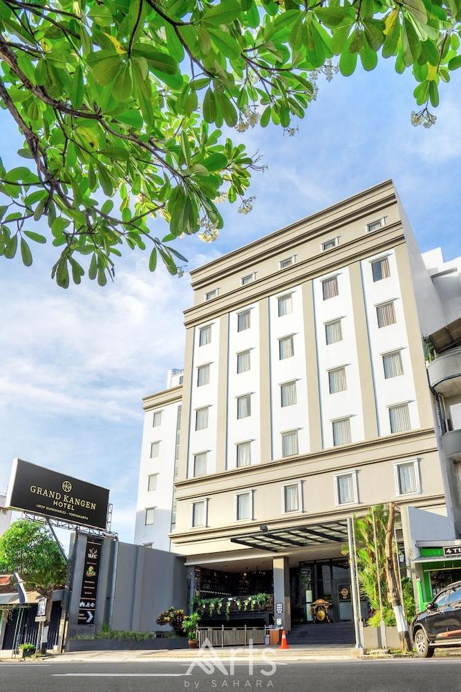 Grand Kangen Hotel Urip Sumoharjo Jogyakarta Zewnętrze zdjęcie